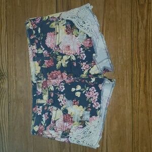 Mudd Low Rise Floral Shorts